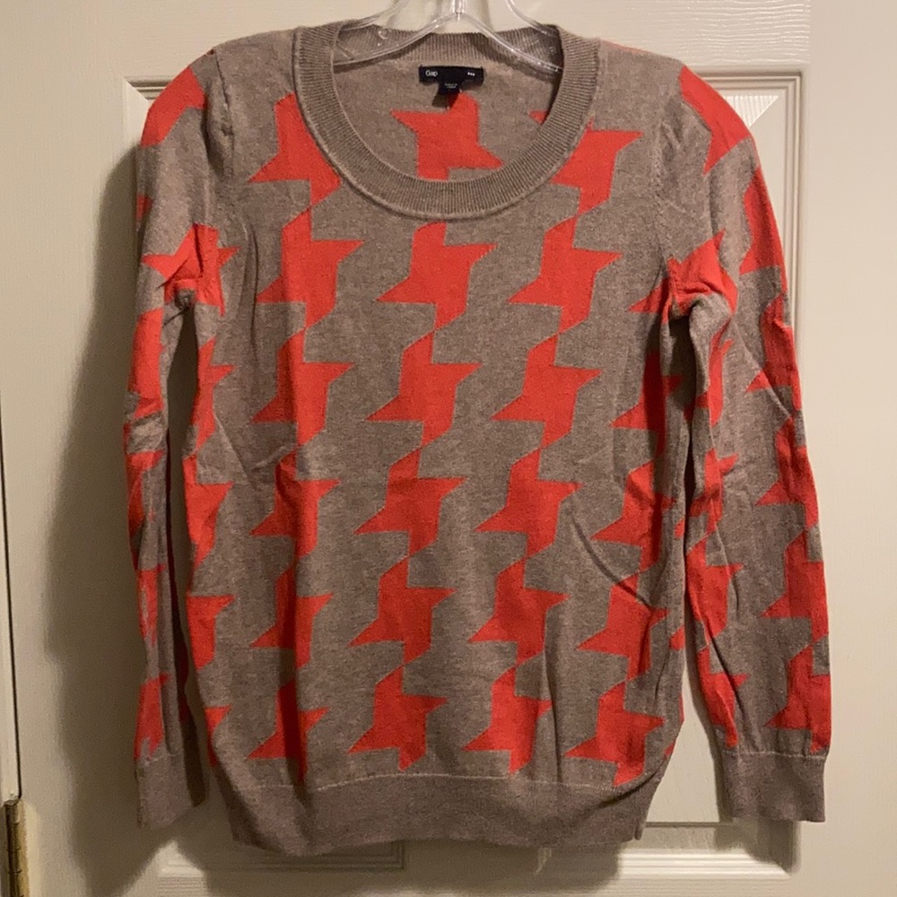 🟢 GAP Women’s Patterned Sweater (size S)